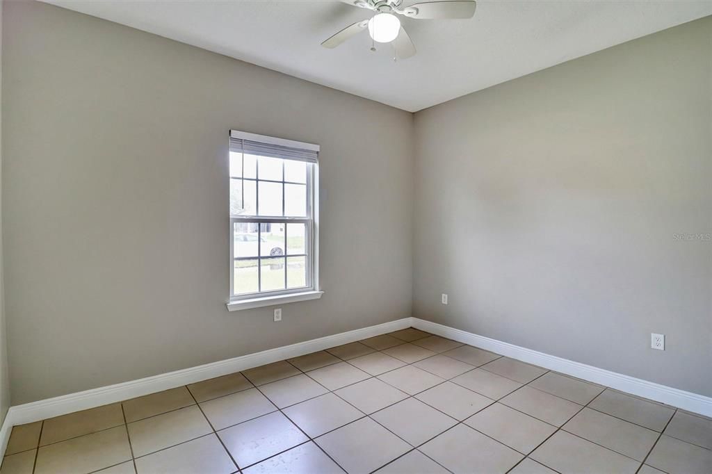 For Sale: $254,900 (4 beds, 2 baths, 1578 Square Feet)
