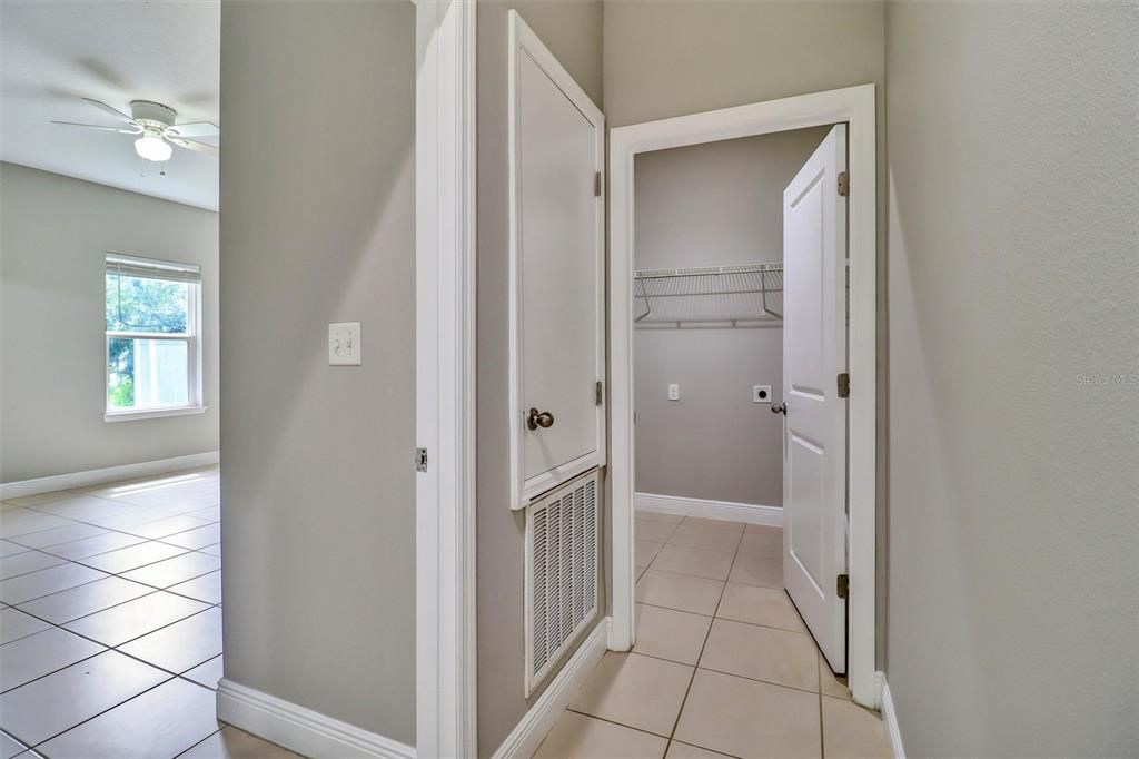 For Sale: $254,900 (4 beds, 2 baths, 1578 Square Feet)