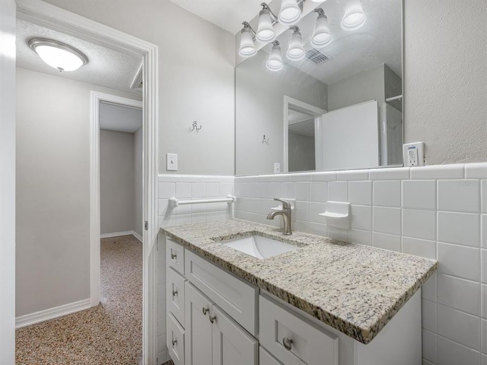 В аренду: $2,450 (3 спален, 1 ванн, 1130 Квадратных фут)