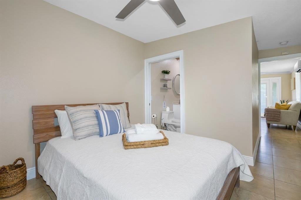 For Sale: $899,000 (7 beds, 0 baths, 2665 Square Feet)