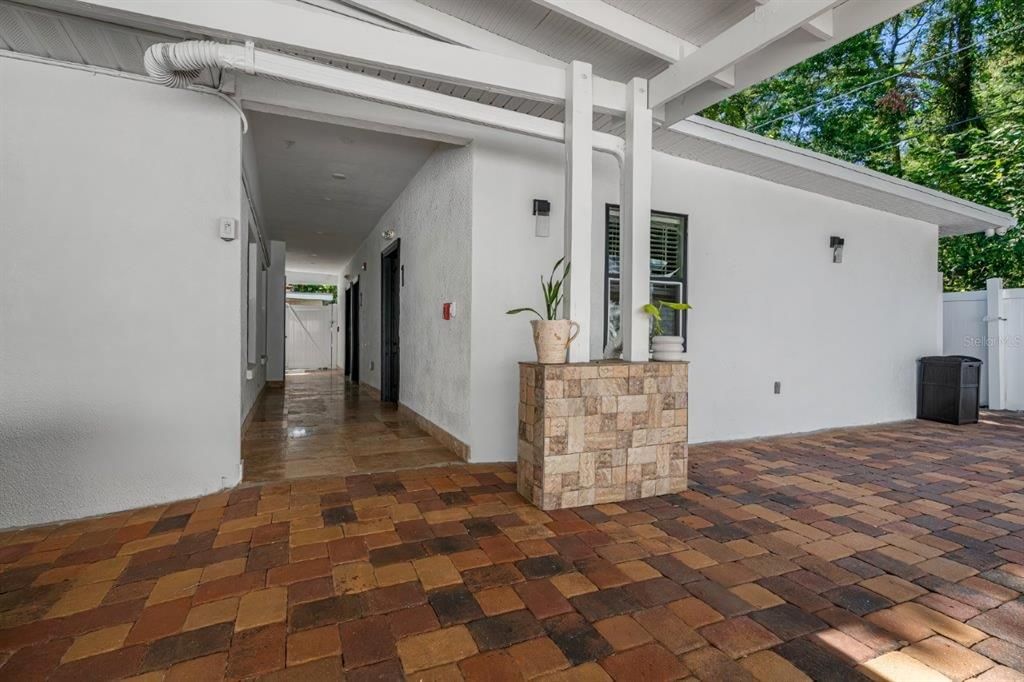 For Sale: $899,000 (7 beds, 0 baths, 2665 Square Feet)