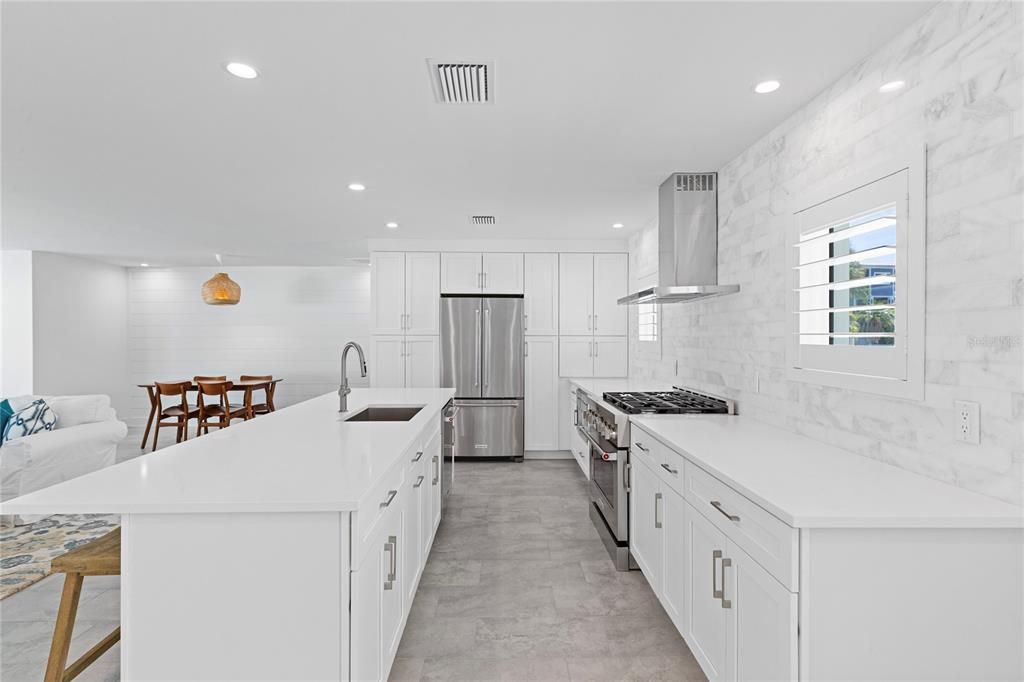 For Rent: $10,000 (2 beds, 2 baths, 1520 Square Feet)