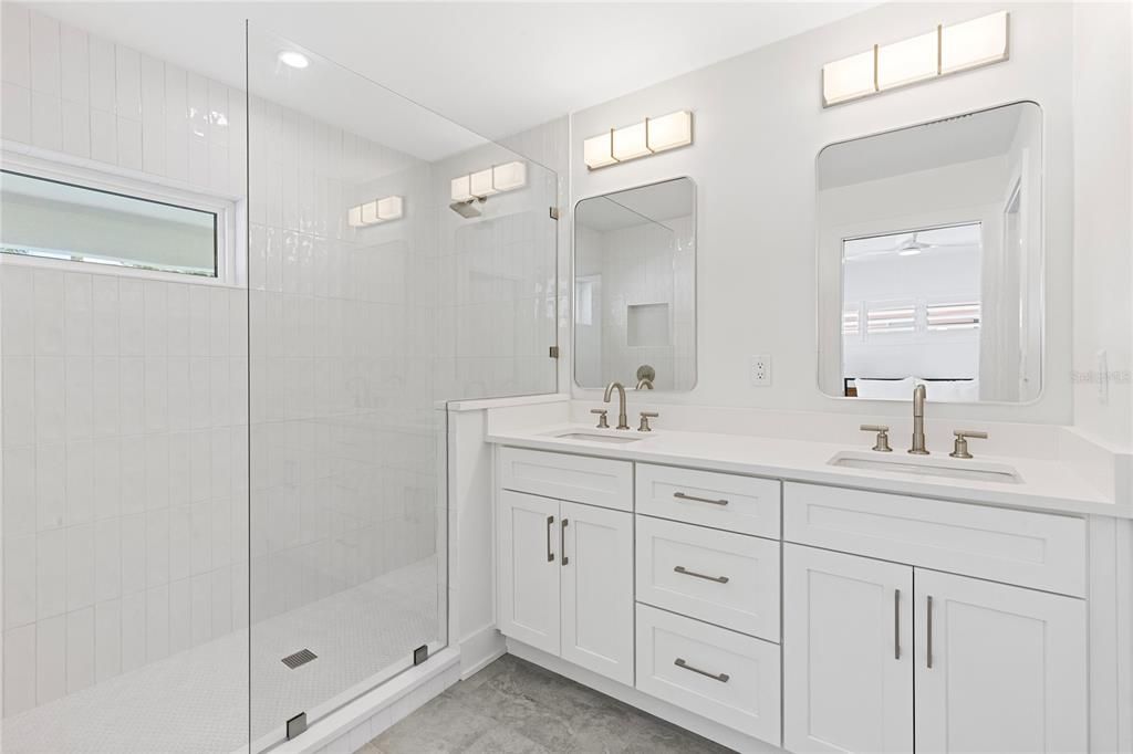 For Rent: $10,000 (2 beds, 2 baths, 1520 Square Feet)