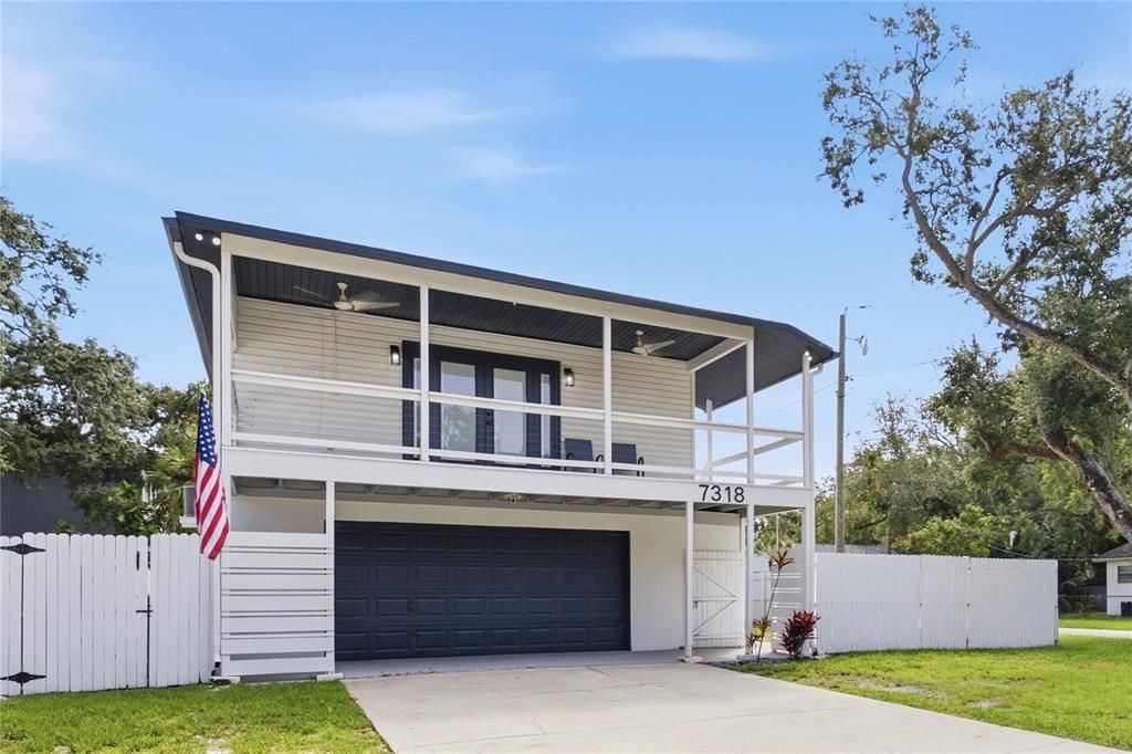 For Rent: $3,700 (3 beds, 3 baths, 1517 Square Feet)