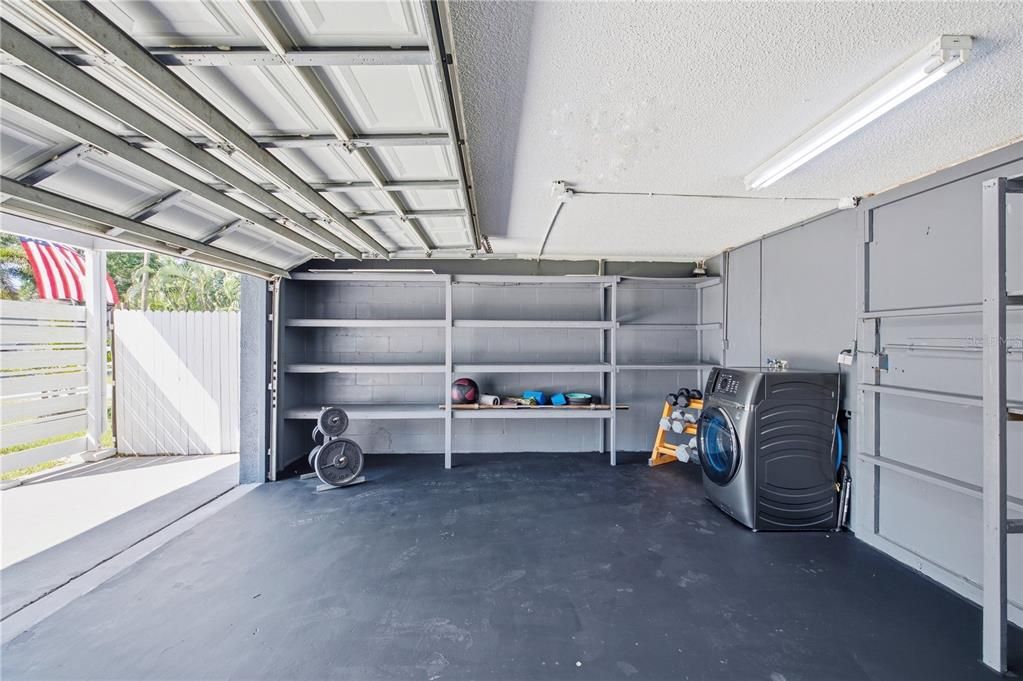 For Rent: $3,700 (3 beds, 3 baths, 1517 Square Feet)