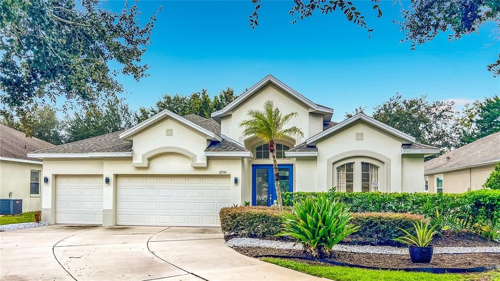 For Sale: $699,000 (5 beds, 4 baths, 3185 Square Feet)