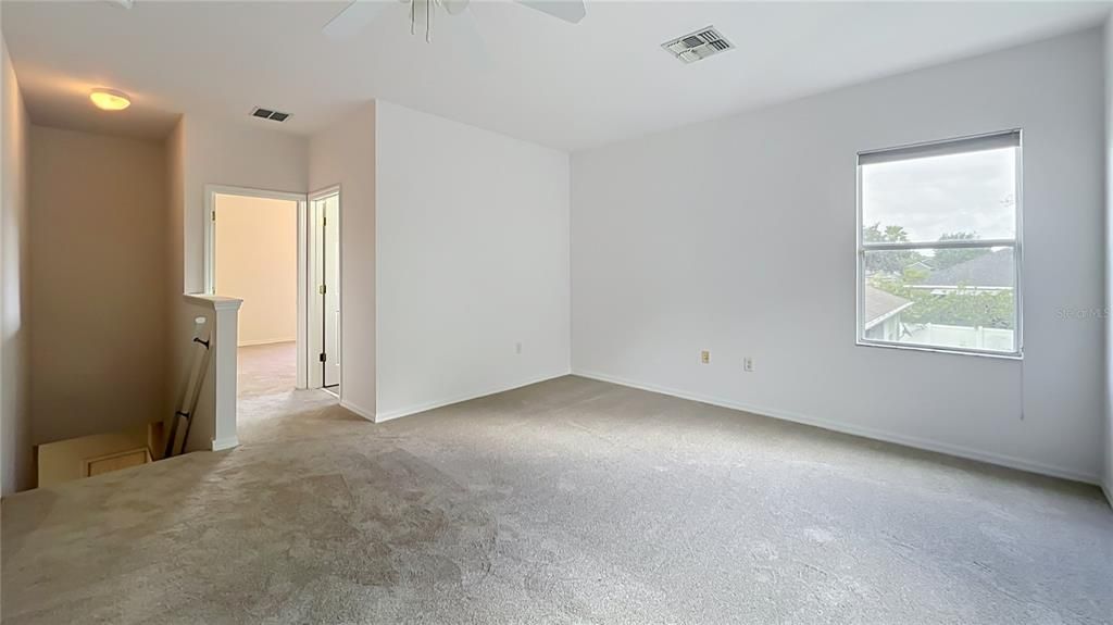 For Sale: $699,000 (5 beds, 4 baths, 3185 Square Feet)