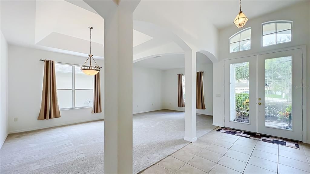 For Sale: $699,000 (5 beds, 4 baths, 3185 Square Feet)