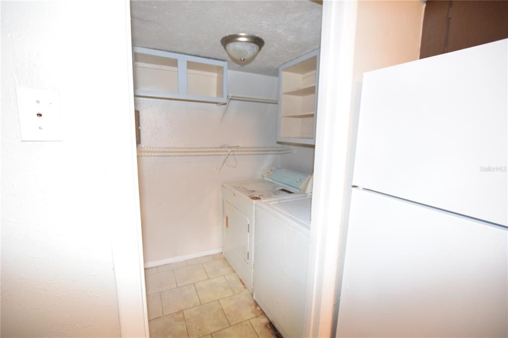 В аренду: $1,250 (1 спален, 1 ванн, 762 Квадратных фут)