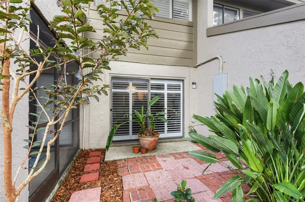 For Sale: $359,500 (3 beds, 2 baths, 1872 Square Feet)