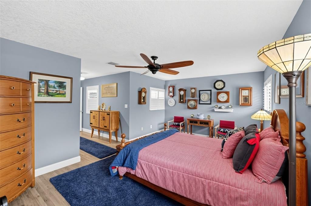 For Sale: $359,500 (3 beds, 2 baths, 1872 Square Feet)