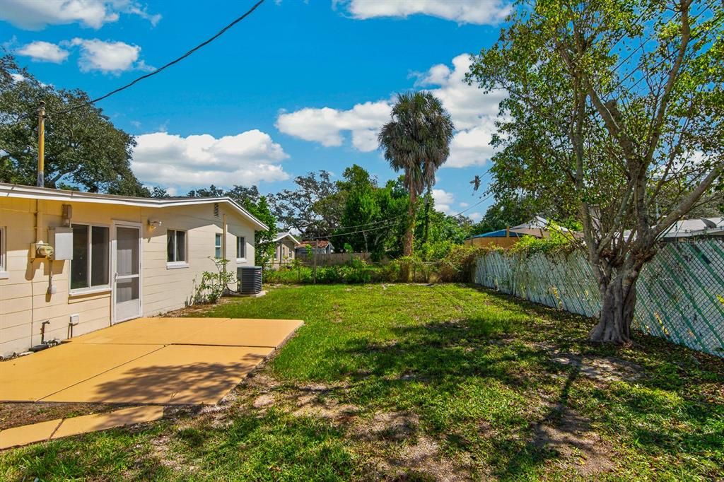 For Sale: $369,999 (3 beds, 2 baths, 1280 Square Feet)
