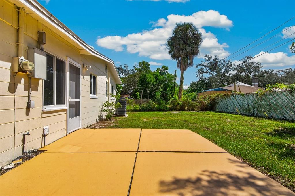 For Sale: $369,999 (3 beds, 2 baths, 1280 Square Feet)
