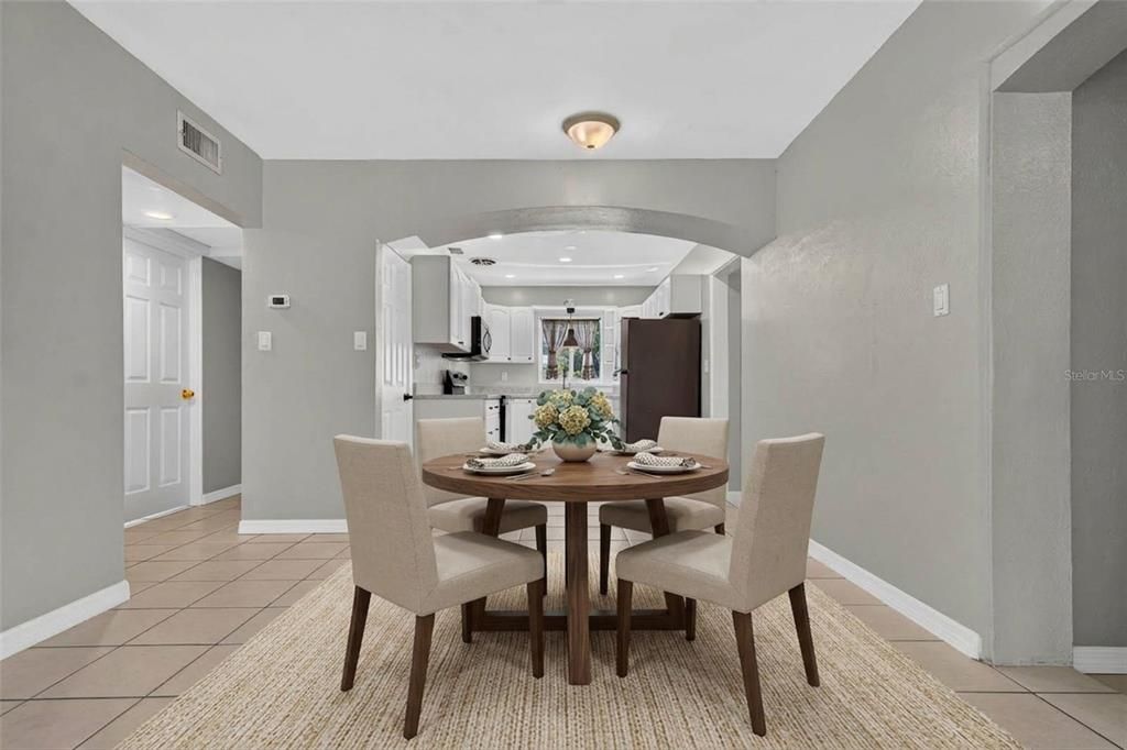 For Sale: $369,999 (3 beds, 2 baths, 1280 Square Feet)