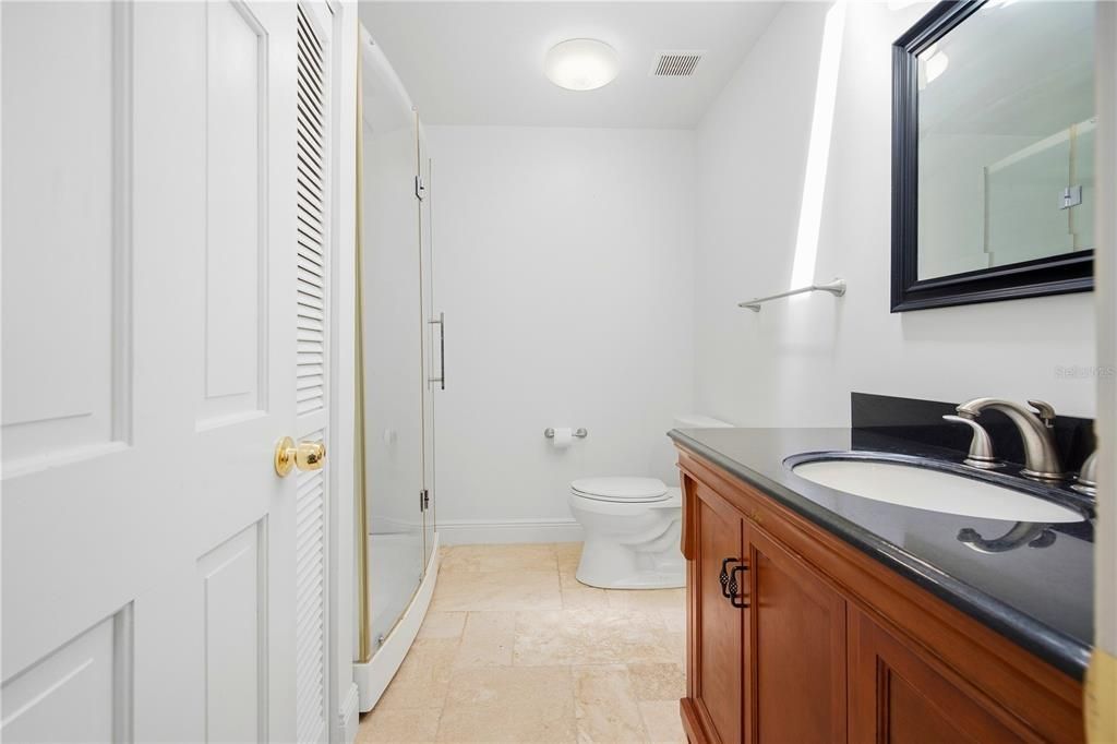 For Sale: $700,000 (5 beds, 4 baths, 3698 Square Feet)