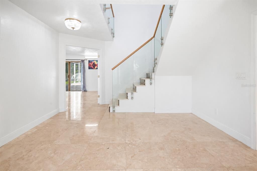 For Sale: $700,000 (5 beds, 4 baths, 3698 Square Feet)