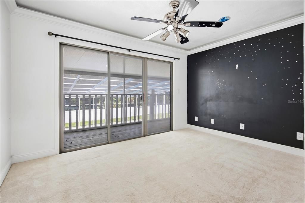 For Sale: $700,000 (5 beds, 4 baths, 3698 Square Feet)