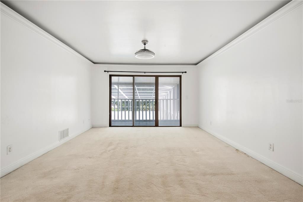 For Sale: $700,000 (5 beds, 4 baths, 3698 Square Feet)