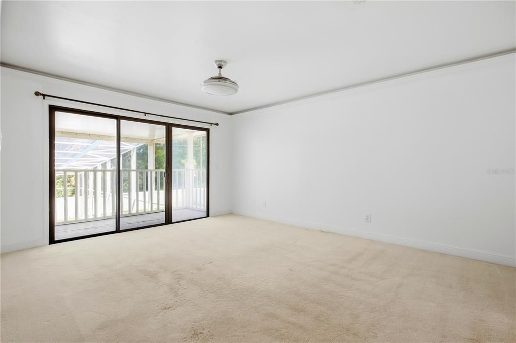 For Sale: $700,000 (5 beds, 4 baths, 3698 Square Feet)