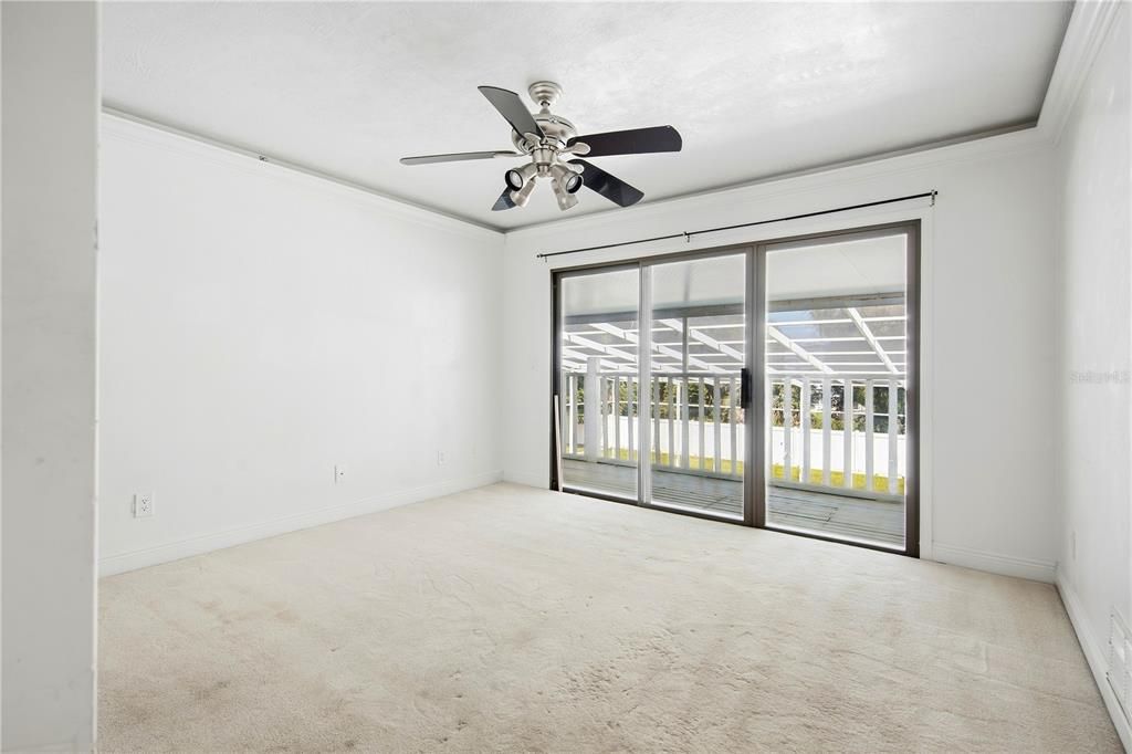 For Sale: $700,000 (5 beds, 4 baths, 3698 Square Feet)