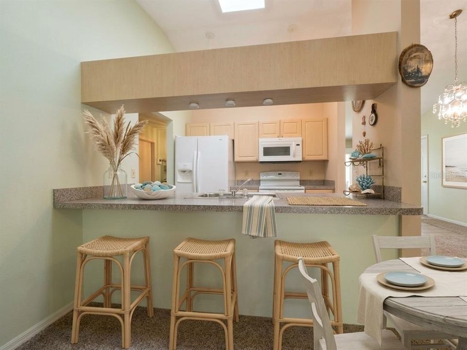 For Sale: $299,900 (3 beds, 2 baths, 1700 Square Feet)