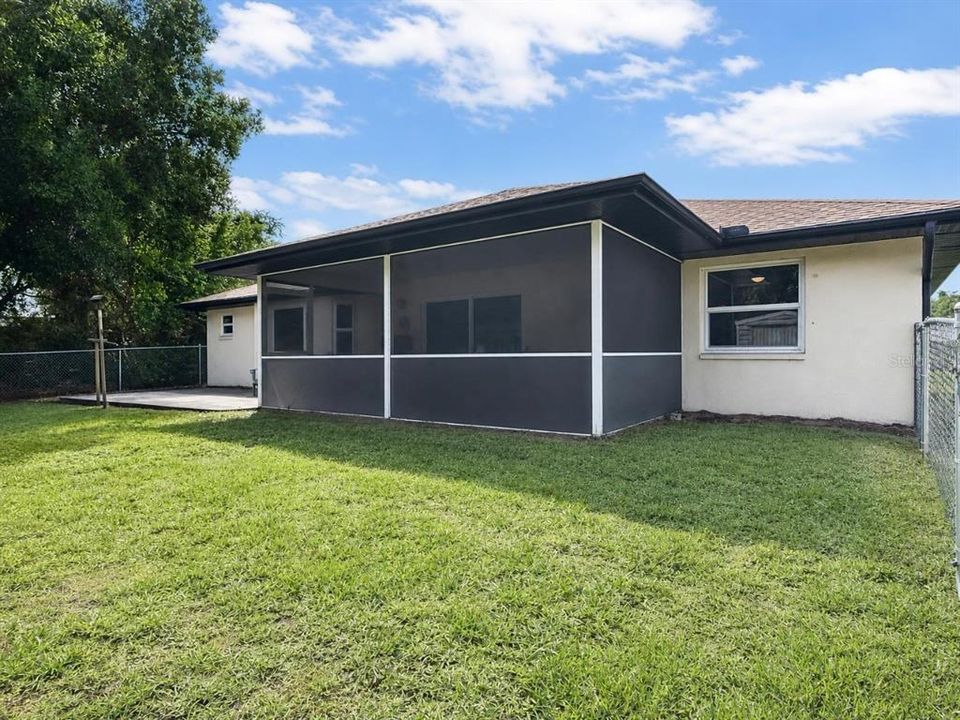 For Sale: $299,900 (3 beds, 2 baths, 1700 Square Feet)
