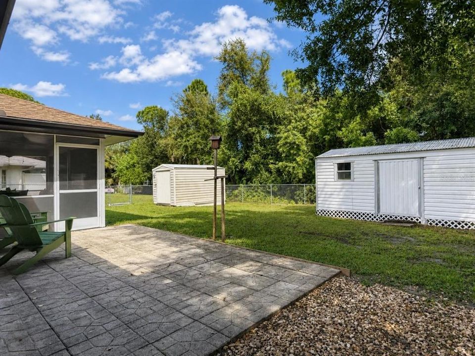 For Sale: $299,900 (3 beds, 2 baths, 1700 Square Feet)
