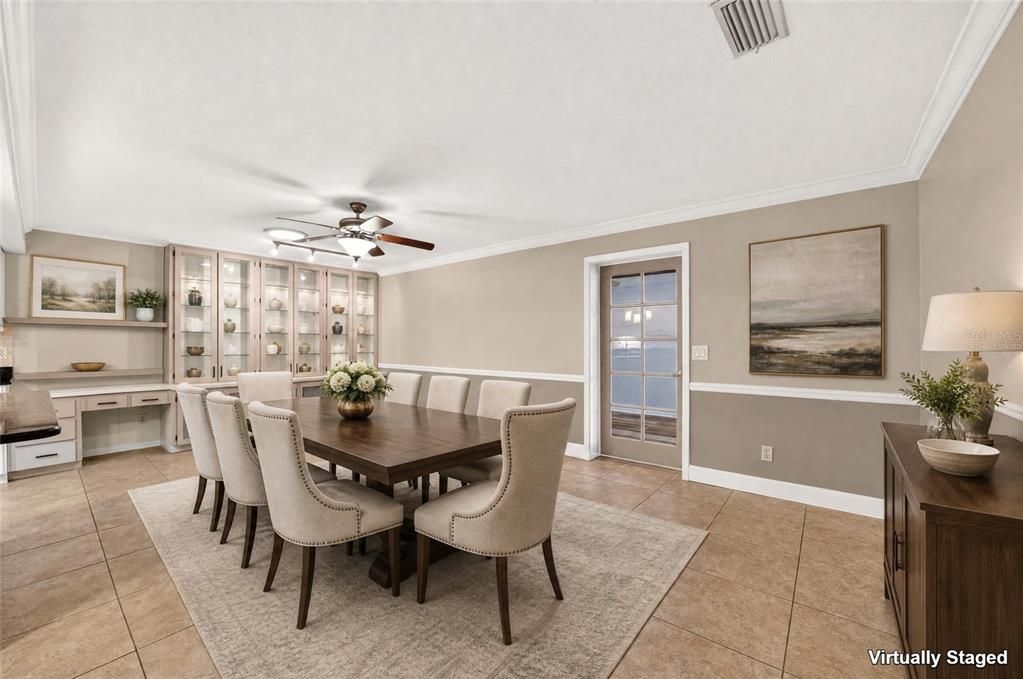 For Sale: $199,850 (2 beds, 2 baths, 1688 Square Feet)