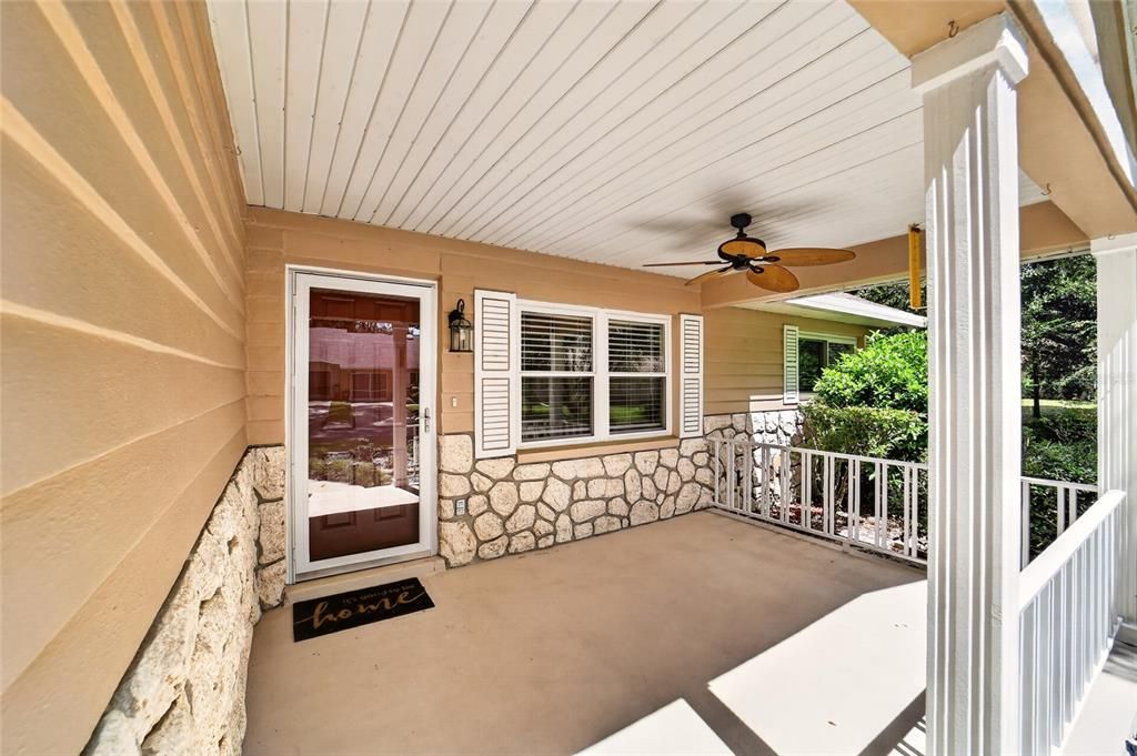 For Sale: $199,850 (2 beds, 2 baths, 1688 Square Feet)
