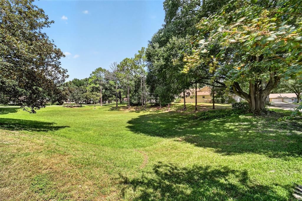 For Sale: $199,850 (2 beds, 2 baths, 1688 Square Feet)