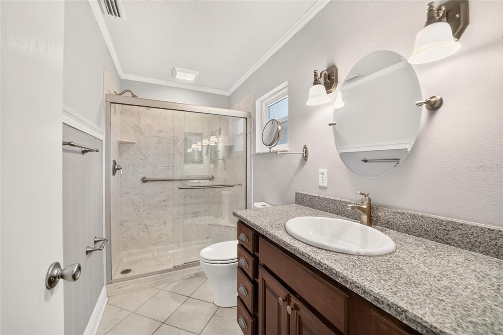 For Sale: $199,850 (2 beds, 2 baths, 1688 Square Feet)