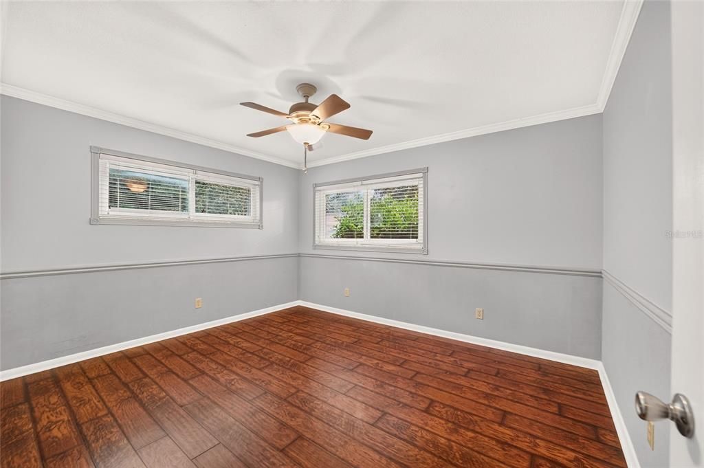 For Sale: $199,850 (2 beds, 2 baths, 1688 Square Feet)