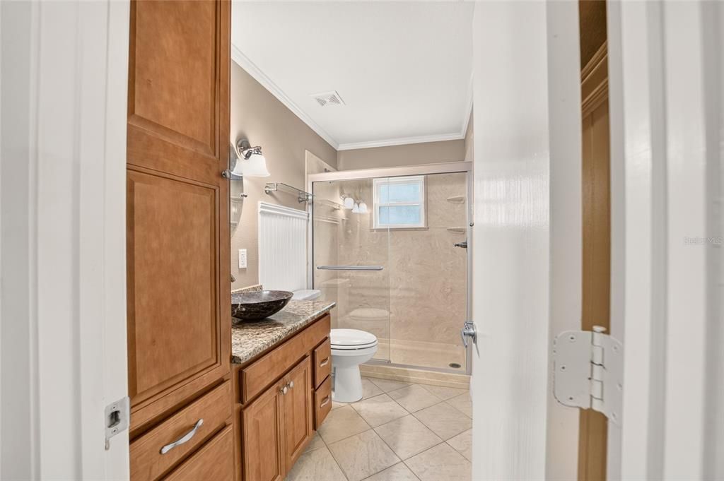 For Sale: $199,850 (2 beds, 2 baths, 1688 Square Feet)