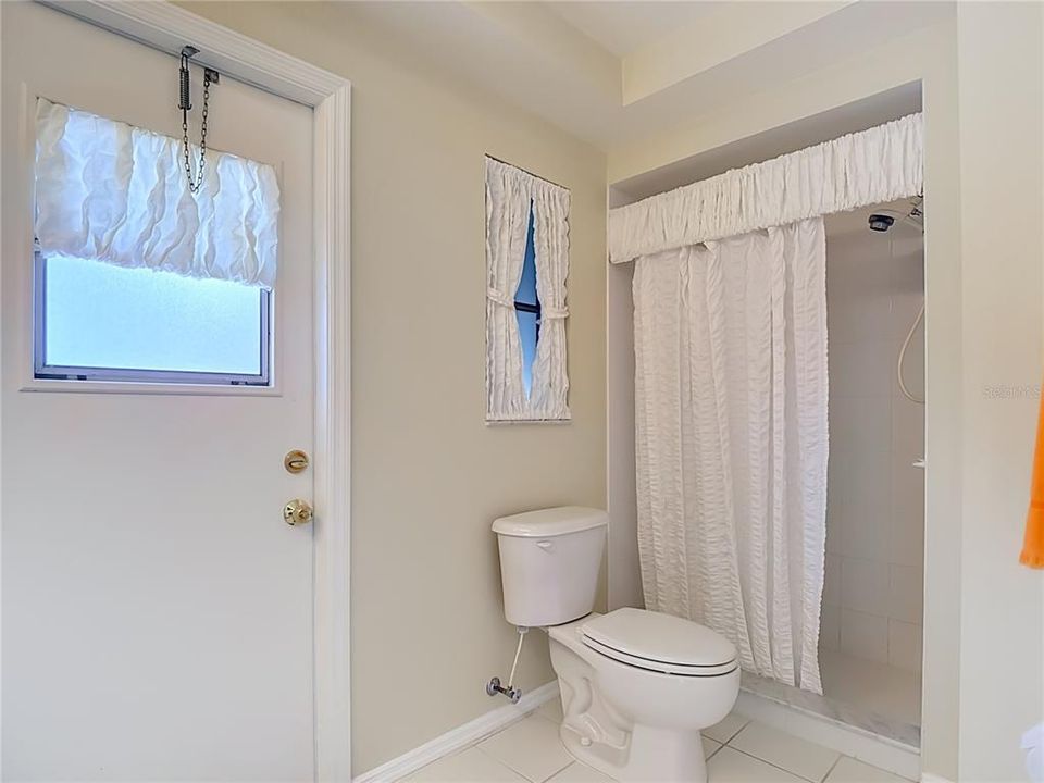 For Sale: $474,000 (4 beds, 3 baths, 2609 Square Feet)