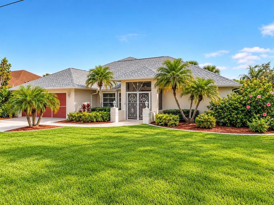 For Sale: $474,000 (4 beds, 3 baths, 2609 Square Feet)