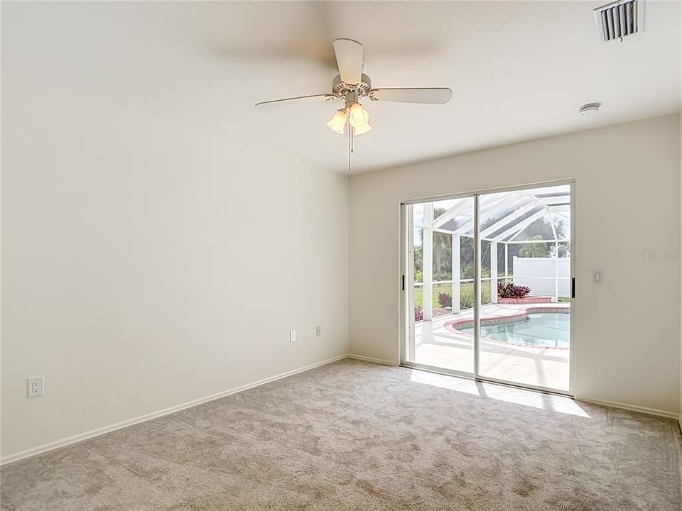 For Sale: $474,000 (4 beds, 3 baths, 2609 Square Feet)