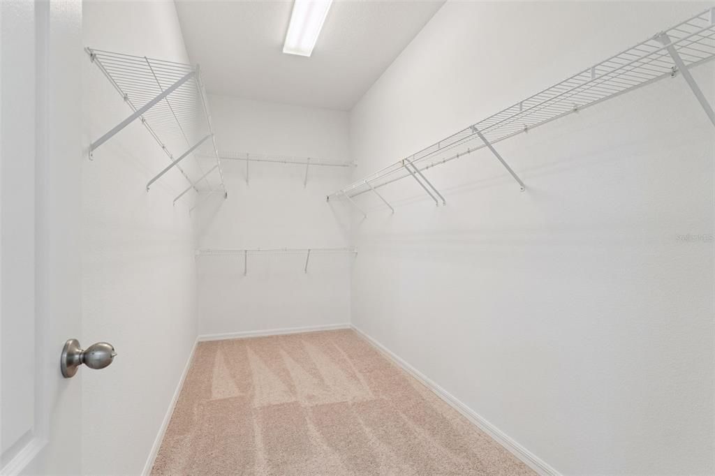 En Venta: $535,000 (4 camas, 3 baños, 2968 Pies cuadrados)