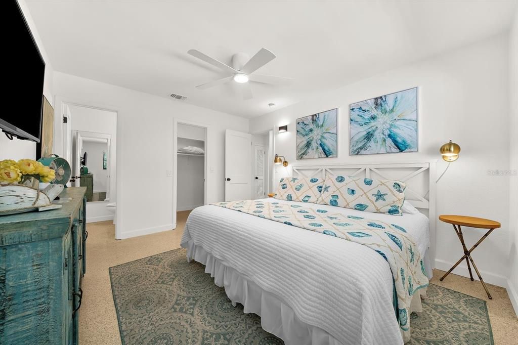 For Sale: $1,650,000 (4 beds, 4 baths, 1960 Square Feet)