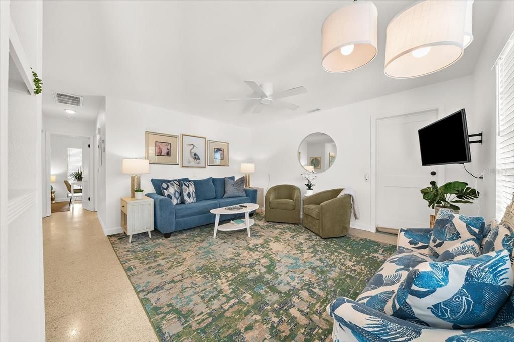 For Sale: $1,650,000 (4 beds, 4 baths, 1960 Square Feet)
