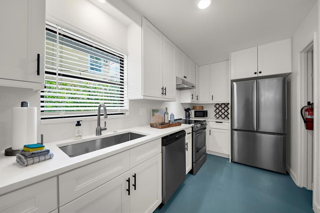 For Sale: $1,650,000 (4 beds, 4 baths, 1960 Square Feet)