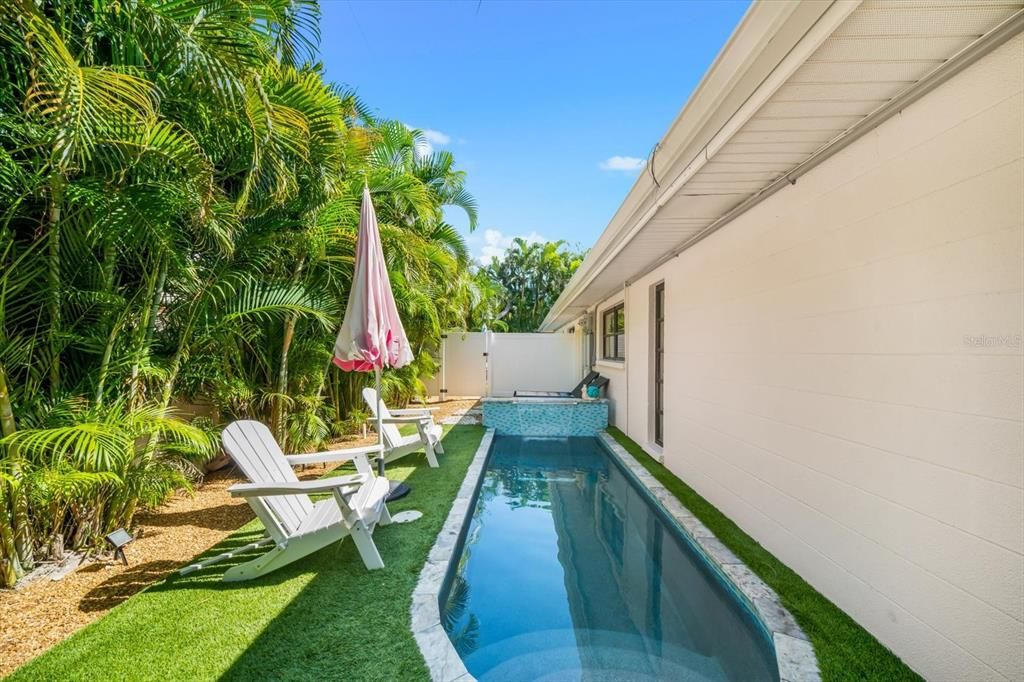 For Sale: $1,650,000 (4 beds, 4 baths, 1960 Square Feet)