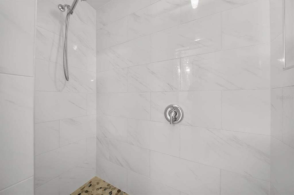 For Sale: $1,650,000 (4 beds, 4 baths, 1960 Square Feet)