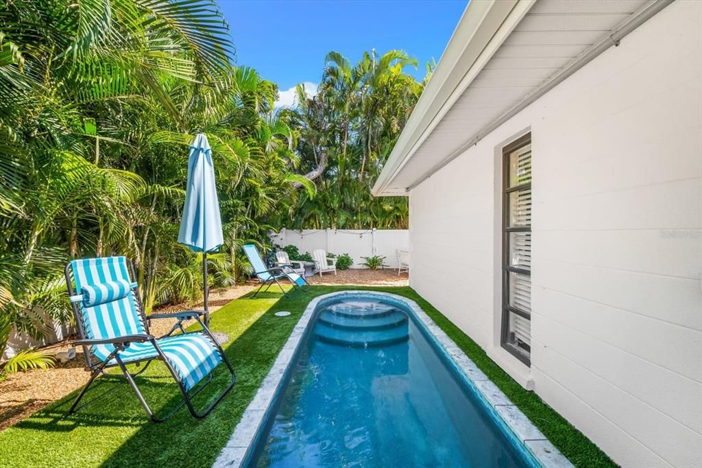 For Sale: $1,650,000 (4 beds, 4 baths, 1960 Square Feet)