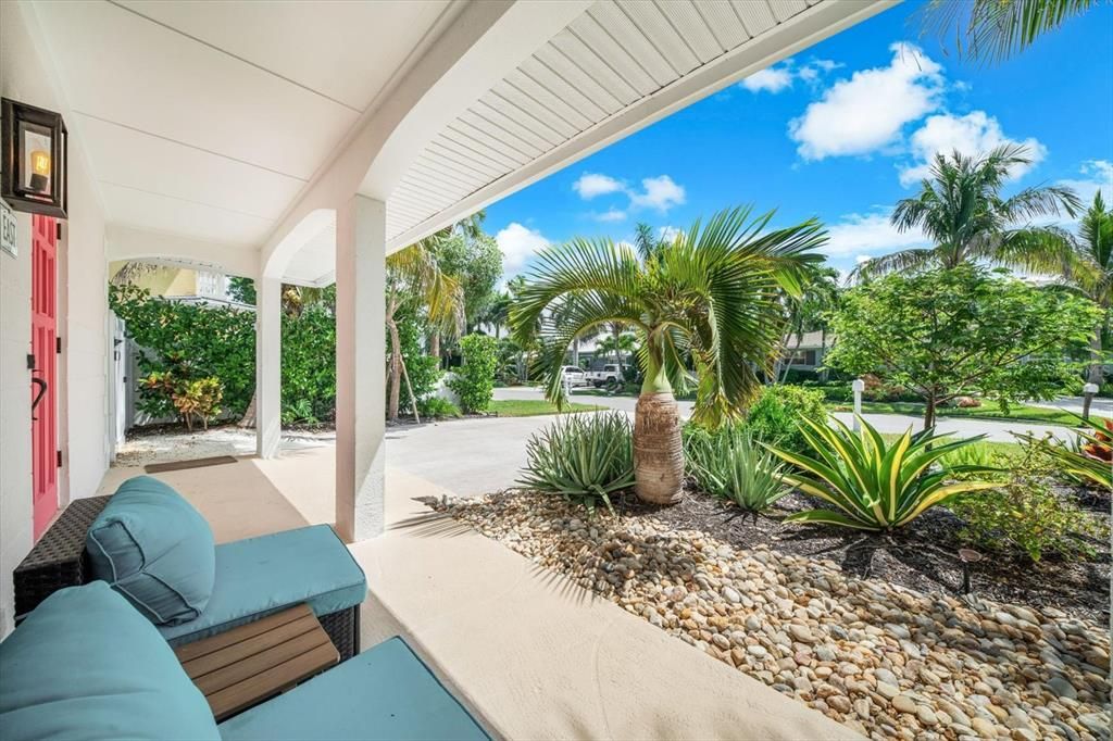 For Sale: $1,650,000 (4 beds, 4 baths, 1960 Square Feet)
