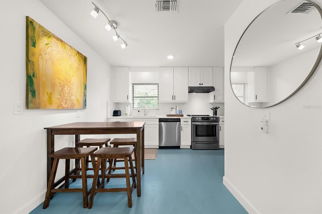 For Sale: $1,650,000 (4 beds, 4 baths, 1960 Square Feet)
