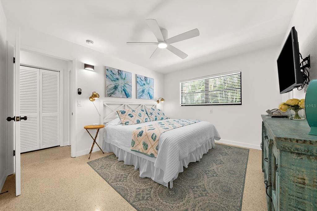 For Sale: $1,650,000 (4 beds, 4 baths, 1960 Square Feet)