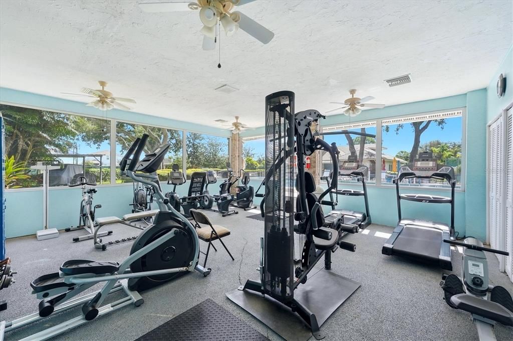 For Sale: $240,000 (2 beds, 2 baths, 1236 Square Feet)