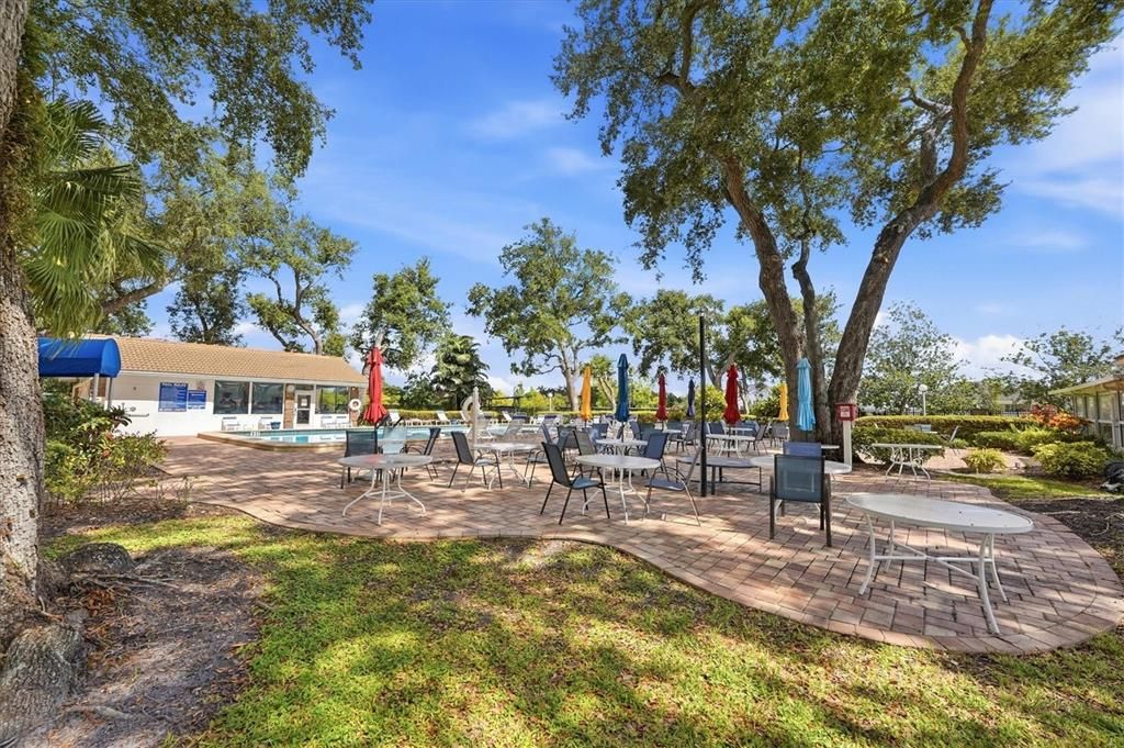 For Sale: $240,000 (2 beds, 2 baths, 1236 Square Feet)