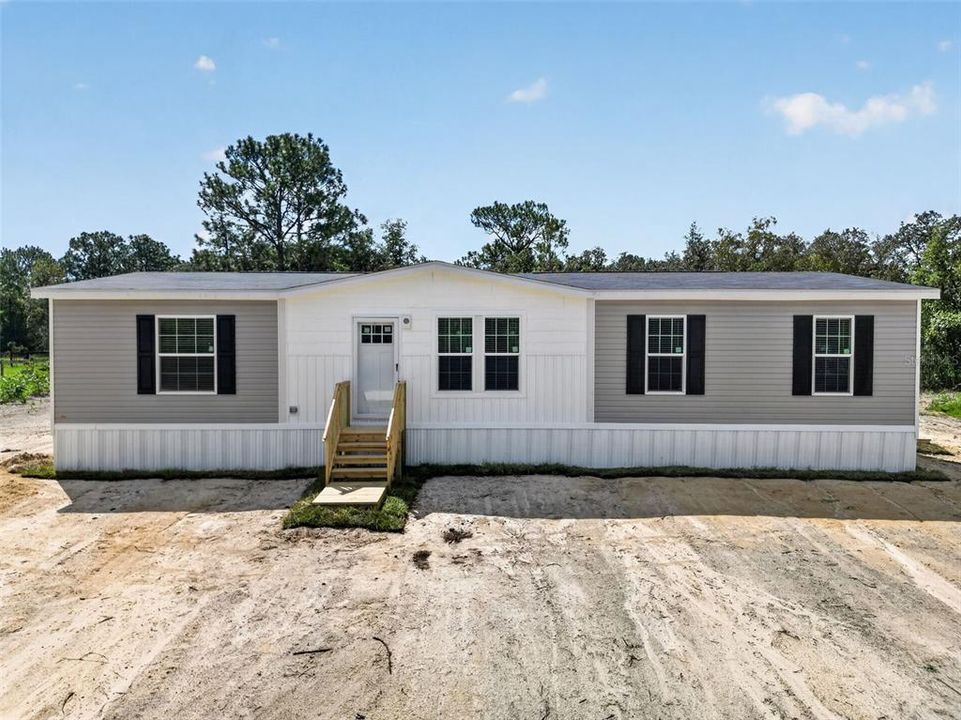 For Sale: $244,900 (3 beds, 2 baths, 1493 Square Feet)