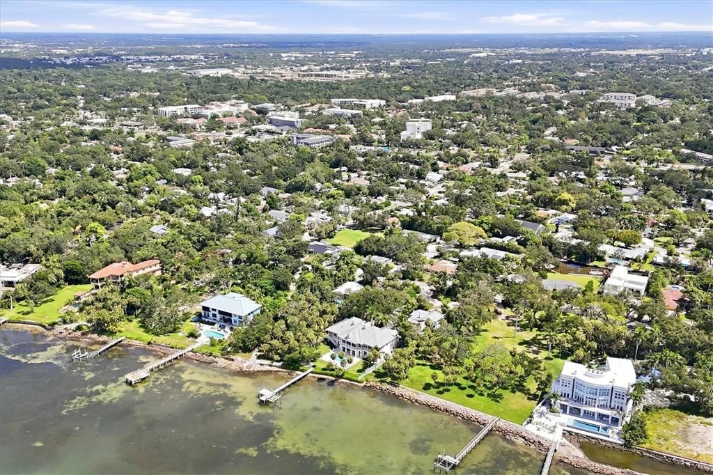 En Venta: $475,000 (0.19 acres)